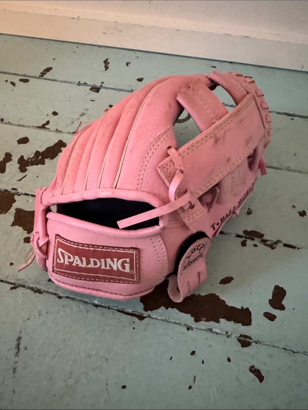 Spalding Pink Youth T-Ball World T100 Baseball Glove - Great Condition